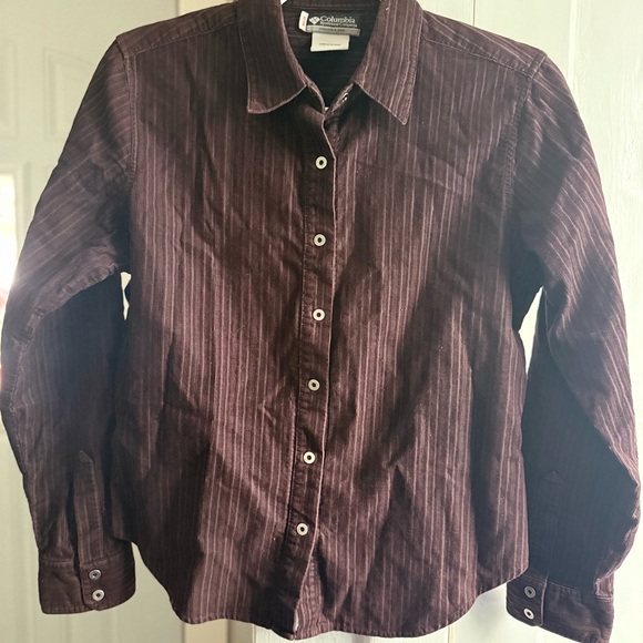 Columbia Women's Dark Brown Button-Down Shirt - Picture 3 of 5